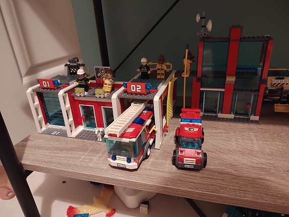 Paloasema Lego 7208