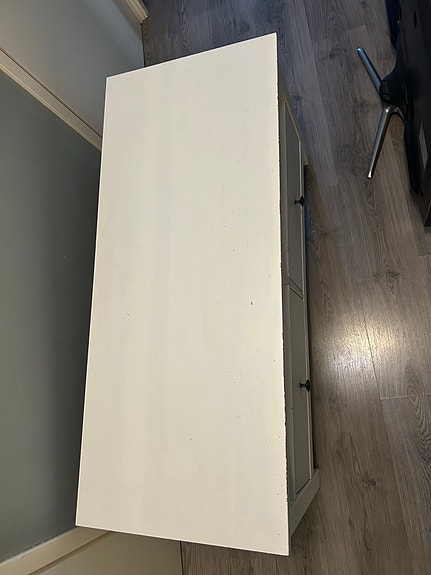 Ikea Hemnes TV-taso 110x47x57