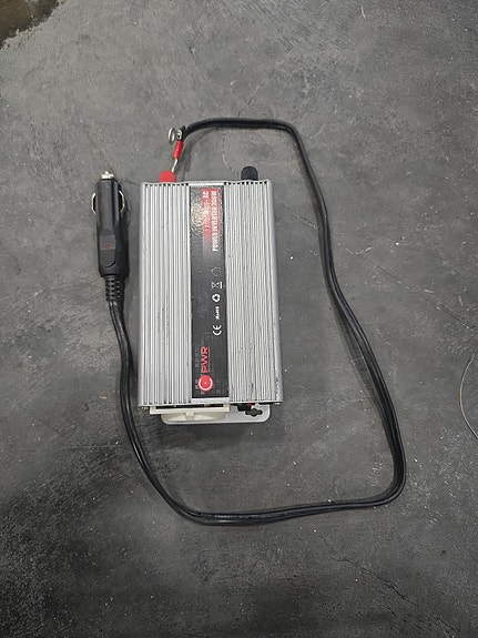 Invertteri 300w