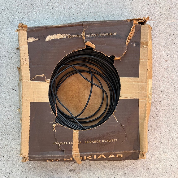 Nokia MK 4 mm² musta asennusjohto