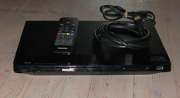 Philips bluray soitin BDP-2200/12 +kaukosäädin +HDMI kaapeli