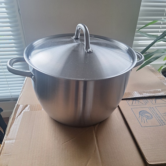 Ikea 10l kattila 3krt käytetty