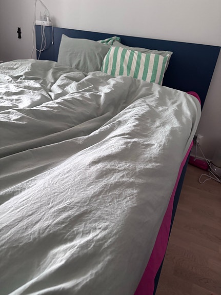 Sänky Malm / bed frame Malm