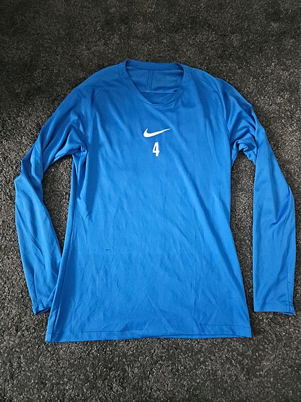 Nike tekninen paita, koko junnu M