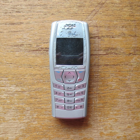 Nokia 6610 Matkapuhelin