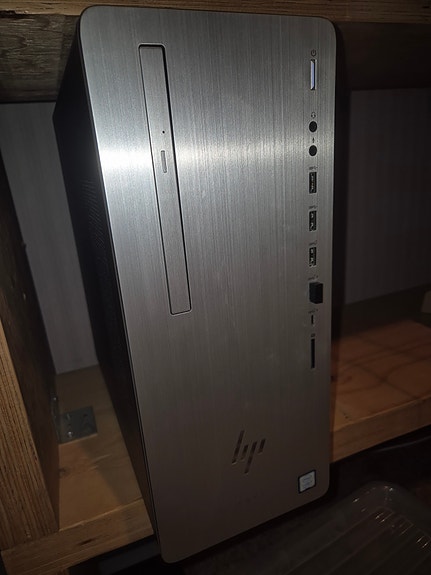 PELIKONE setti Intel i7 NVIDIA 16 Gb pelipöytäkone