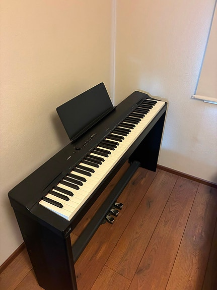 Casio Privia PX-160 digitaalipiano musta