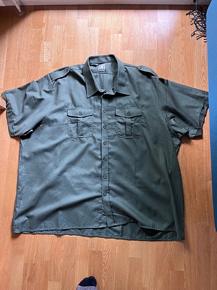 Suomen armeijan lyhythihainen kauluspaita M91 (koko 56 / väljä  XXL)