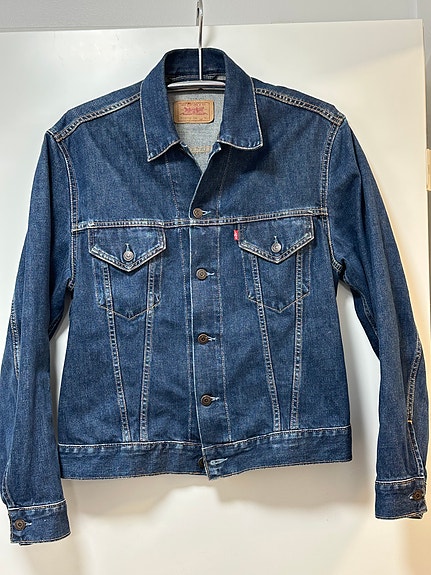 Levi’s trucker jacket