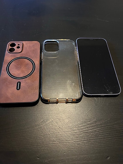 Apple iPhone 12