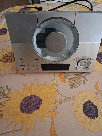 Yamaha cd radio