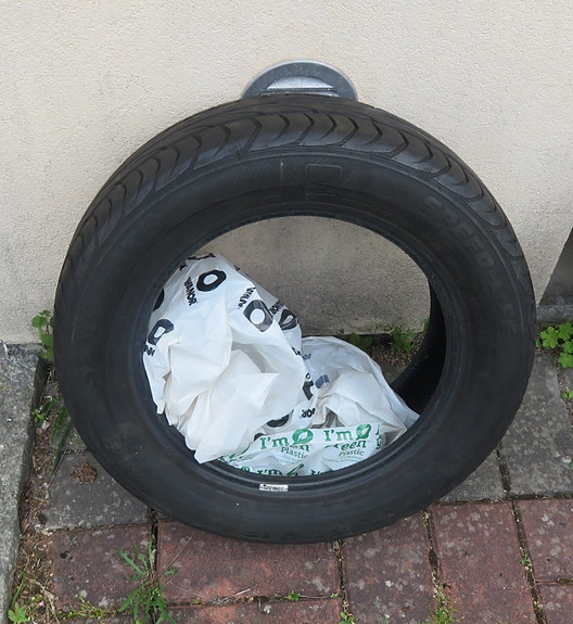 Kesärengas 205/60R16