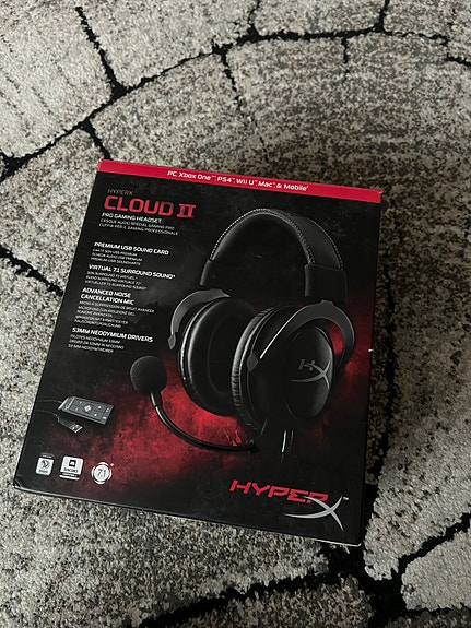 HyperX Cloud II pelikuulokkeet