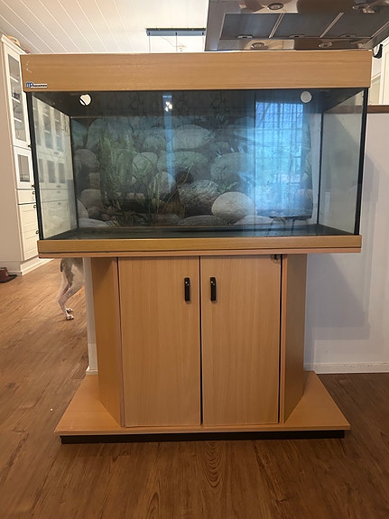 mp Aquarien 200l akvaario ja alakaappi