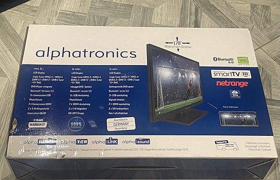 Alphatronics 22” Smart TV 12V/230V – uusi avaamaton