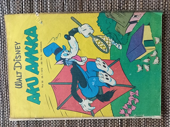 Aku Ankka sarjakuvalehti vuodelta 1972 nro 30