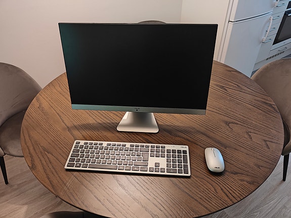Asus Vivo V241 all-in-one tietokone