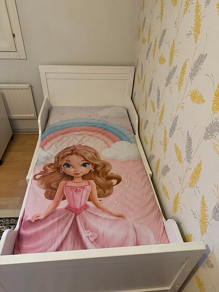 IKEA jatkettava lastensänky valkoinen