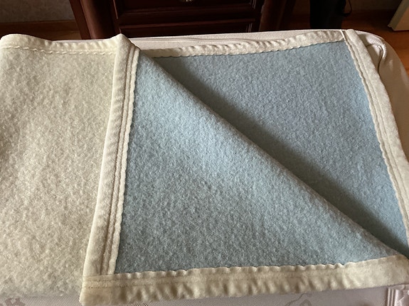 Lasten huopa/filtti 110 cm x 72 cm