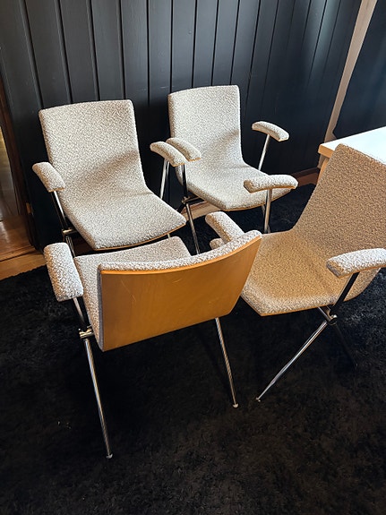 Design tuolit