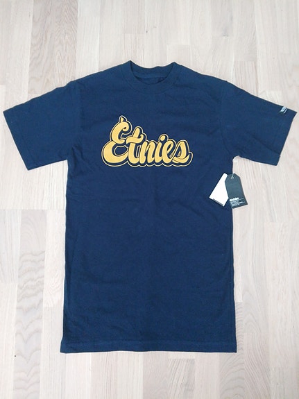 Uusi Etnies t-paita, S