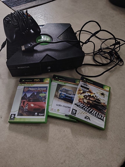 Microsoft Xbox konsoli