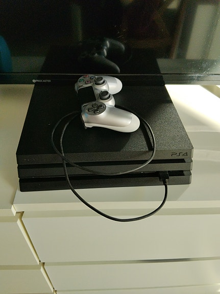 Ps4 pro 1tb