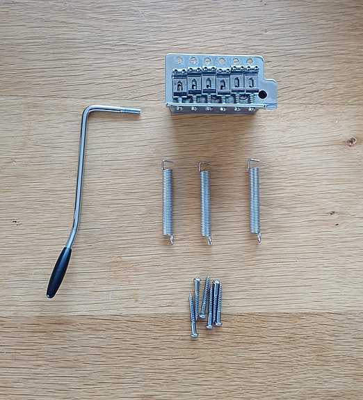 Super-Vee Custom Shop Tremolo System Strat – alkuperäinen paketti