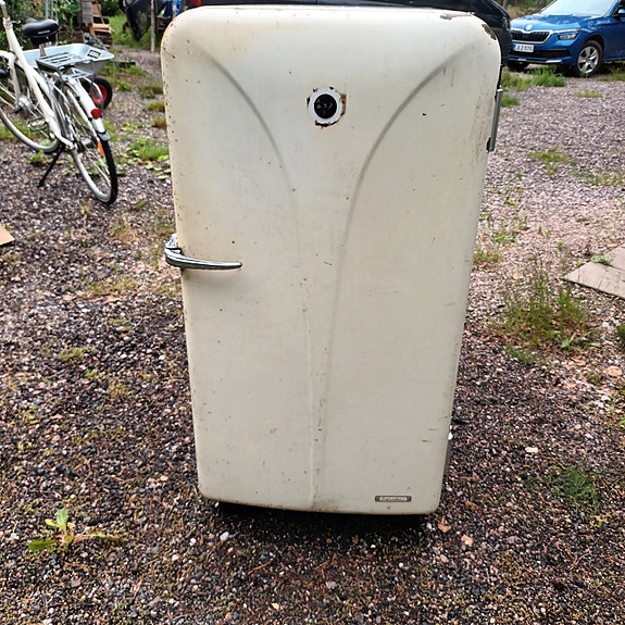 Retro jääkaappi vaalea