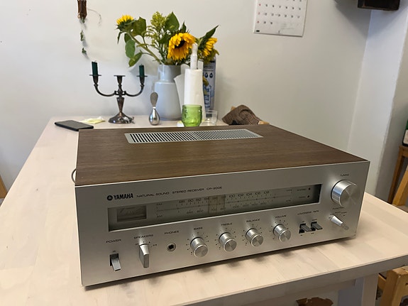 Yamaha cr-200e viritinvahvistin