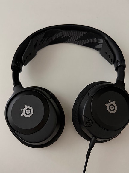 Steelseries pelikuulokkeet