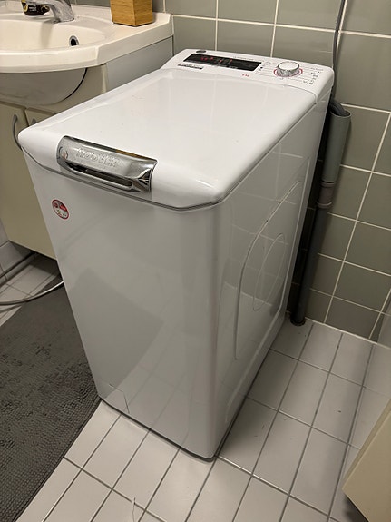Hoover päältä täytettävä pesukone 8 kg