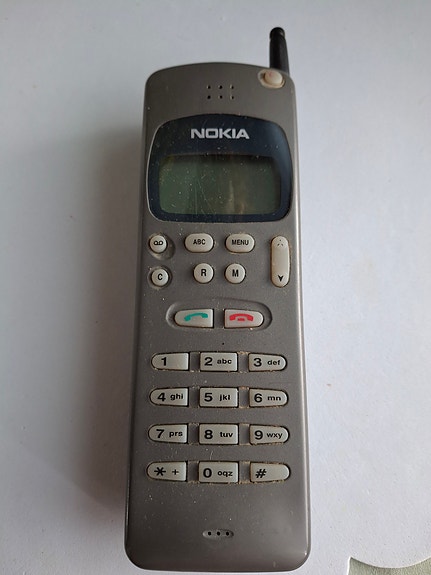 Nokia 2010 Retro Gsm