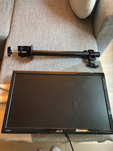 Asus näyttö
