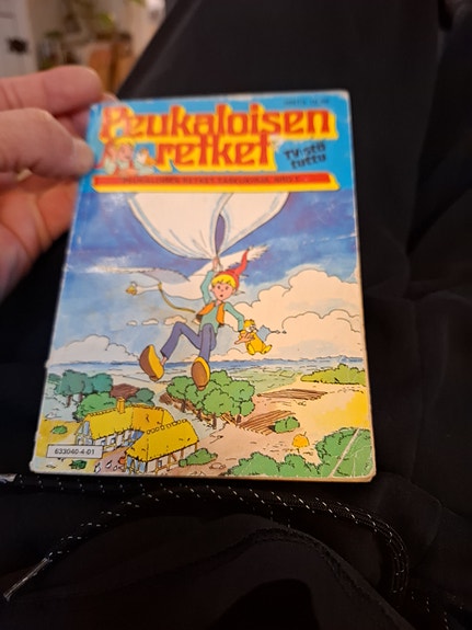 Peukaloisen retket taskukirja 1