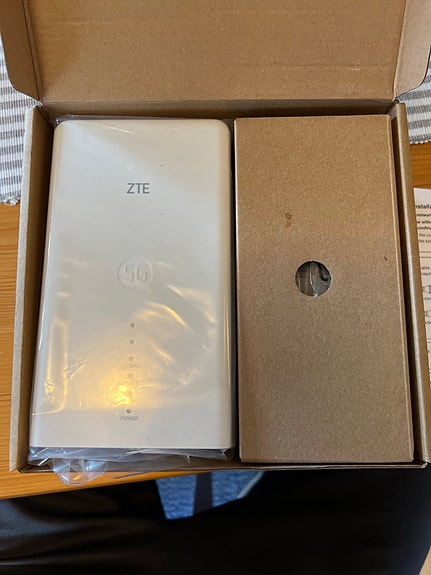 ZTE MC7010 5G reititin / modeemi