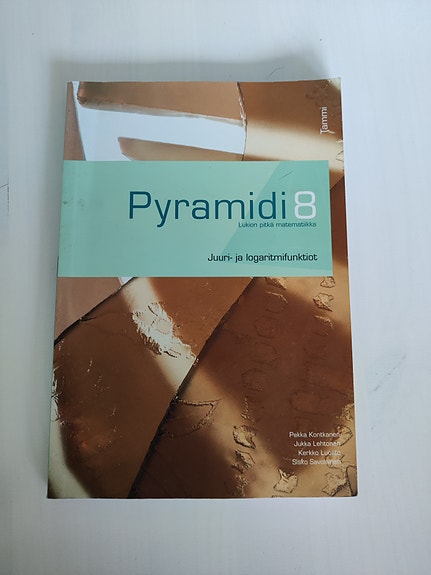 Pyramidi 8, lukion pitkän matematiikan oppikirja