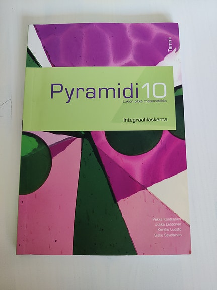 Pyramidi 10, lukion pitkän matematiikan oppikirja