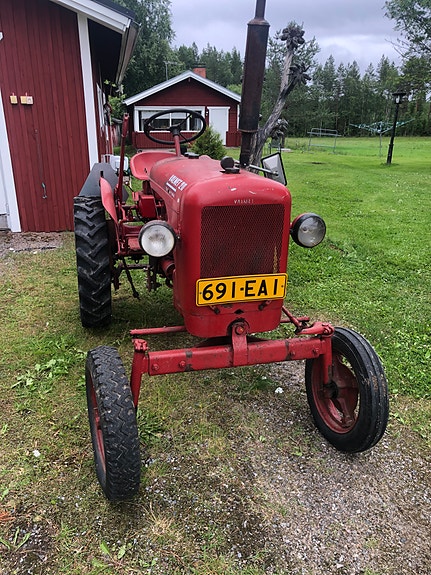 Myydään Valmet 20
