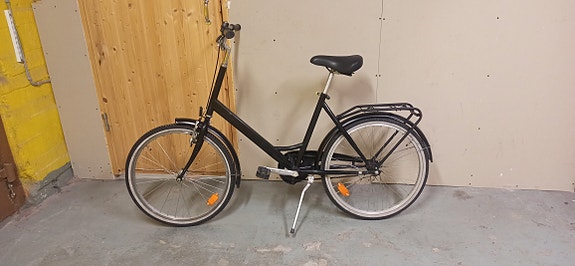 Kombi 24”. SIISTI, HYVÄ.