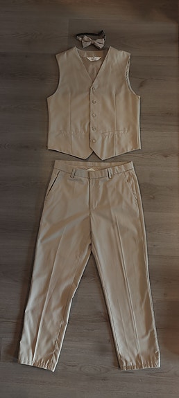 H&M beige liivi ja puvunhousut pojalle koko 164