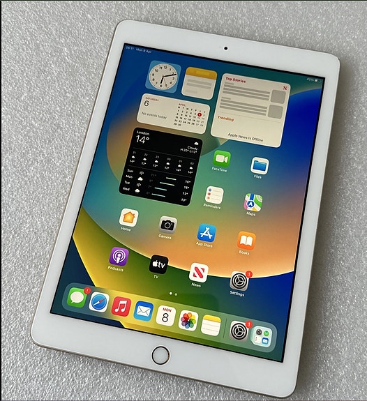 Apple iPad 5th generation 9,7" WiFi 128gb