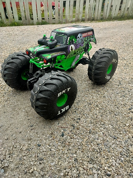 Monster jam radio ohjattava