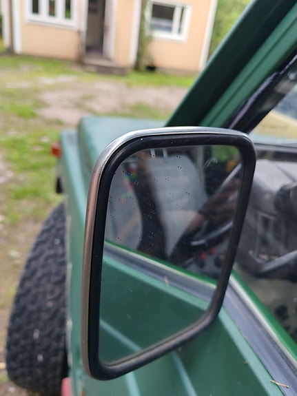 Suzuki sj410