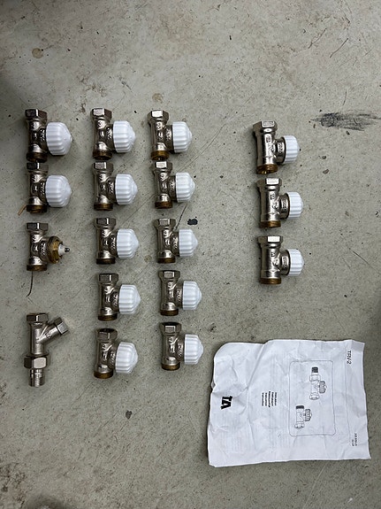 Patteriventtiili DN 10S ja DN 15S