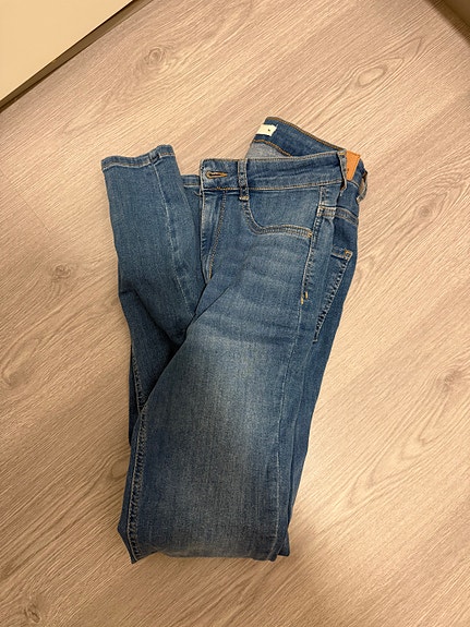 Gina Tricot Molly farkut M