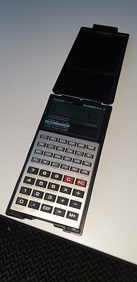 Casio fx-115v laskin  VINTAGE