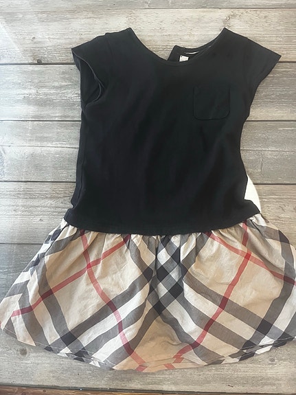 Burberry mekko koko 94cm