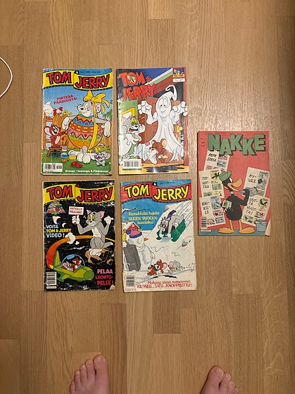 Tom & Jerry sarjakuvalehdet + Nakke P. lehti
