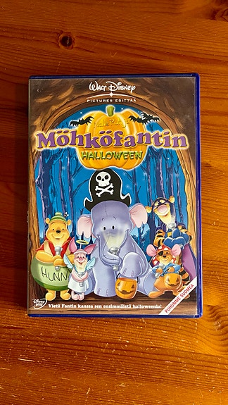 Disney Nalle Puh Möhköfantin Halloween DVD